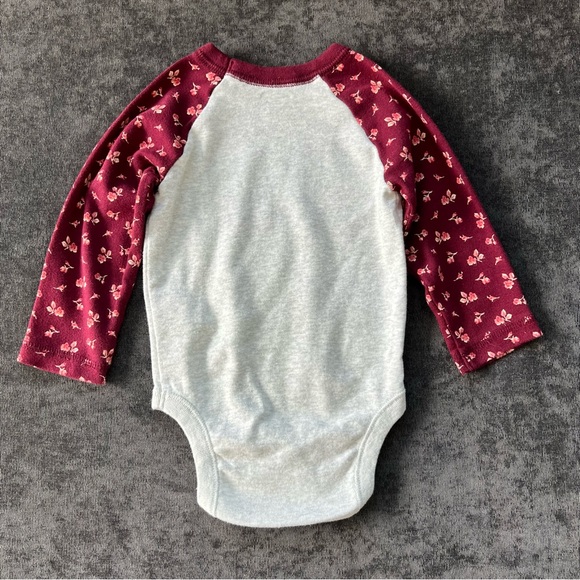 Old Navy Floral Sleeves Onesie Size 6-12 Months - Picture 4 of 5